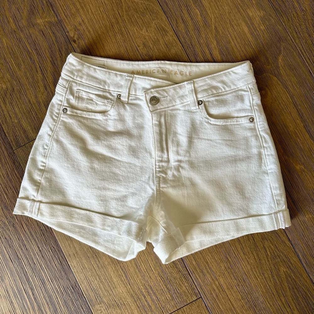 American Eagle Outfitters Women's White Denim Shorts - size 4 (fits 2-6)